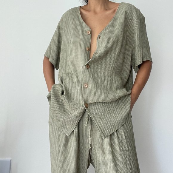 Vintage two piece button front top and trousers matching set - Picture 3 of 10